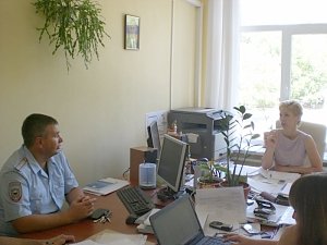 Полицейским проведена встреча с членами территориальной избирательной комиссии по Кировскому району