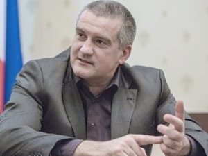 Аксенов поддерживает создание крымского «Союза молодежи»