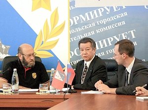 Члены японской делегации посетили избирательные участки в Крыму и Севастополе