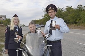 В Республике Крым проведена акция «Шлем – всему голова!»