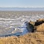 В Керченском проливе сохраняется штормовой ветер