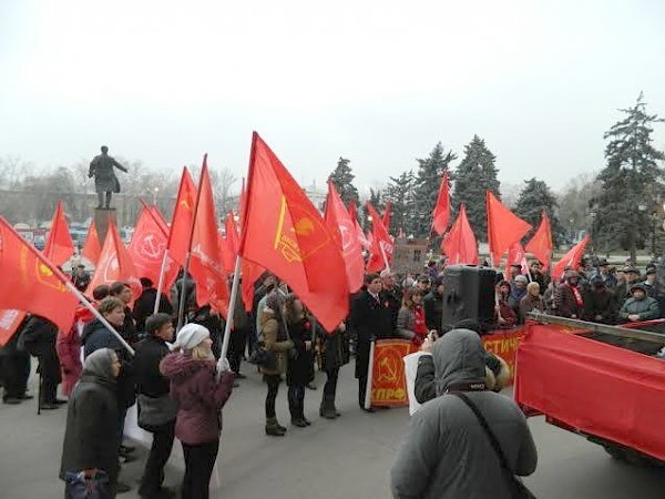 Празднование 97-й годовщины Великой Октябрьской Социалистической Революции в Самаре