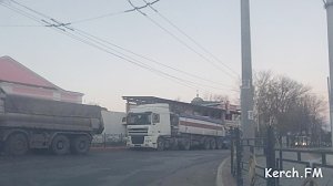 В Керчи на улице Театральной завершен ремонт дороги