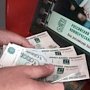 РНКБ выдал уже 200 тысяч зарплатных карт в Крыму и Севастополе