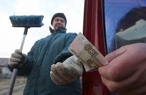 Долг по зарплате Крыму вырос до 244 млн. рублей