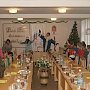 Сталинградские коммунисты поздравили детей из Новороссии с Новым годом