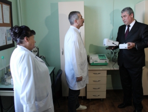 В 6-й городской больнице Симферополя появился портативный анализатор крови