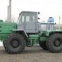 На севере Крыма угнали трактор