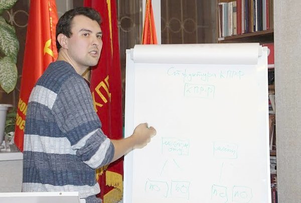 Продолжаются занятия в Школе Молодого коммуниста при Самарском обкоме КПРФ