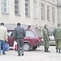 Национализированный в Севастополе завод Порошенко охраняет самооборона, арендаторов не пускают (ФОТО)