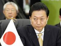 Бывший премьер-министр Японии находится с визитом в Крыму
