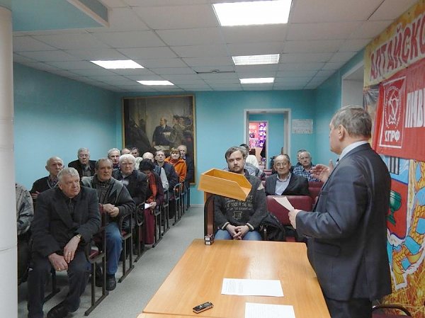 Барнаульские коммунисты и общественники обсудили пути выхода из кризиса