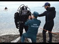 Водолазы МЧС приступили к проверке акватории крымских пляжей