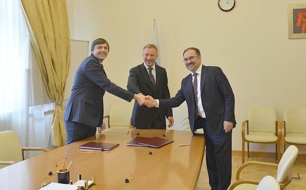 ПФР, Минобрнауки и Рособрнадзор подписали соглашение об информационном взаимодействии
