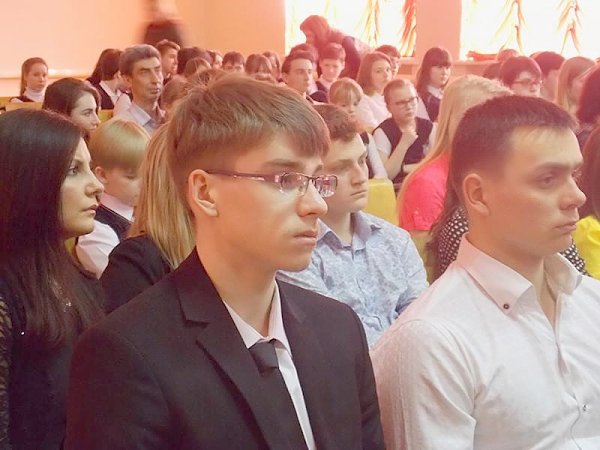 Алтайские коммунисты организовали телемост между старшеклассниками Донецка и Барнаула