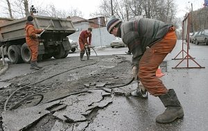 Ремонт всех дорог в Севастополе признали невозможным из-за отсутствия средств