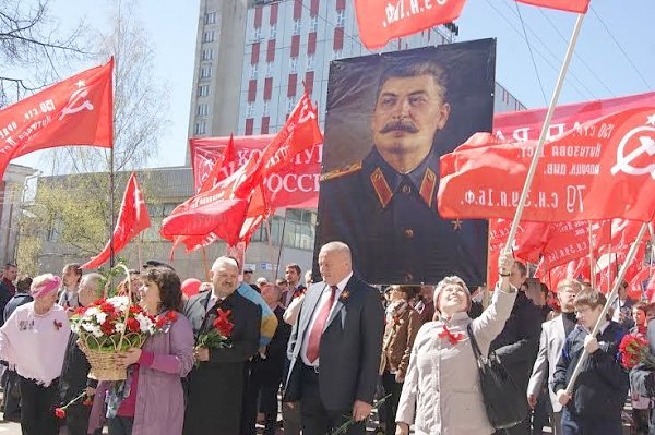 Коммунисты Кировской области отметили 70-летие Великой Победы