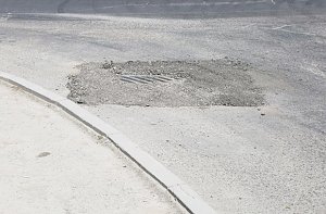 Власти решили не платить подрядчику за некачественный ремонт дорог в Столице Крыма