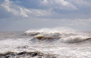 В Керченском проливе объявили штормовое предупреждение