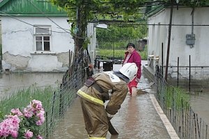 Непогода обесточила 35 сел в Крыму