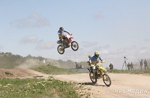 В Бахчисарае определили победителей кольцевых гонок по мотокроссу