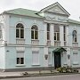 В бывшем здании меджлиса в Симферополе организуют курсы крымскотатарского языка