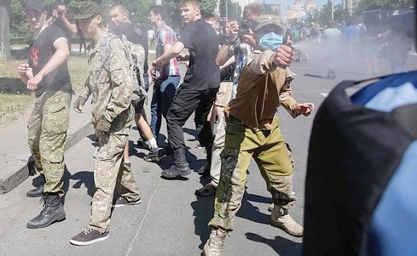 «Свидомые» начинают лезть в Белгород. Охота на активистов левой оппозиции с Украины перекинулась в Россию