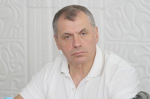 Владимир Константинов обсудил с крымскими аграриями проблемные вопросы развития отрасли