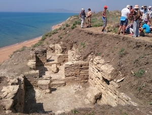 В Крыму найдены монументальные сарматские склепы