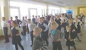 Симферопольские школьники перед уроками будут делать зарядку