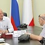Председатель бюджетного Комитета крымского парламента Виталий Нахлупин провел прием граждан