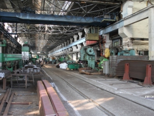 Работники Керченского стрелочного завода объявили бессрочную забастовку