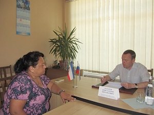 Константин Бахарев провел выездной прием граждан в Джанкое