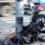 В Столице Крыма водитель мотоцикла «Хонда» врезался в столб