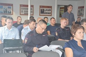 В Керчи прошло семинар-совещание с участием молодых полицейских и их наставников