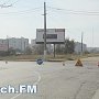 В Керчи в районе остановки АТП снова снимают часть дороги