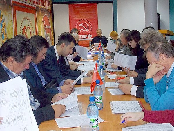 Алтайские коммунисты сформировали краевой штаб по подготовке к выборам 2016 года