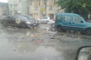 Севастопольских коммунальщиков наказали штрафом на 20 тыс. рублей за опасные выбоины на дорогах