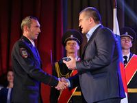 Сергей Аксёнов поздравил сотрудников органов внутренних дел Крыма с профессиональным праздником
