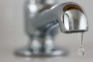 В Керчи на 19 улицах планируют отключить воду из-за долгов