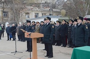 В Севастополе подняли Андреевские флаги на новых ракетных кораблях «Серпухов» и «Зеленый Дол»