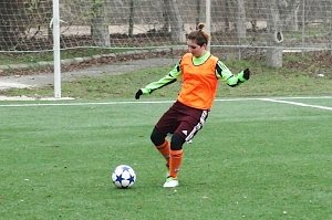 Женская сборная Крыма по футболу сделала свой первый товарищеский матч