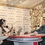 Спасатели отвечают на вопросы слушателей в эфире радио «Россия сегодня»
