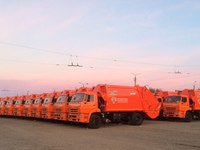 В Крым поступила партия мусороуборочной техники