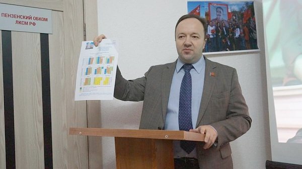 Депутат-коммунист Госдумы В.А. Симагин: «Отчет перед избирателями – моя прямая обязанность»