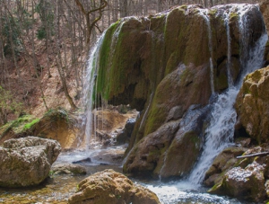 В Крыму рухнул природный водопад «Серебряные струи»