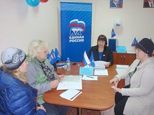 Депутат Госсовета Крыма Нина Пермякова сделала приём граждан