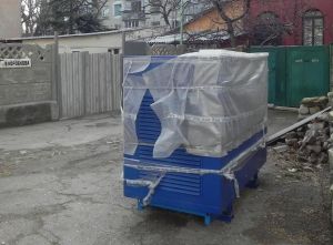 Феодосийские казаки обратили внимание на упакованные генераторы во дворе ФМС
