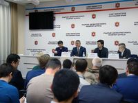 Михаил Шеремет принял участие в заседании рабочей группы по проведению военно-патриотического мероприятия «Гонка героев» в Крыму