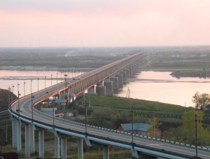 В РК открыли более сотни вакансий для участия в строительстве Керченского моста
